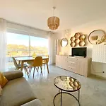 T2 - Le Vadon, Bord De Saint-Raphaël