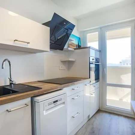 T2 - Le Vadon, Bord De アパート Saint-Raphaël