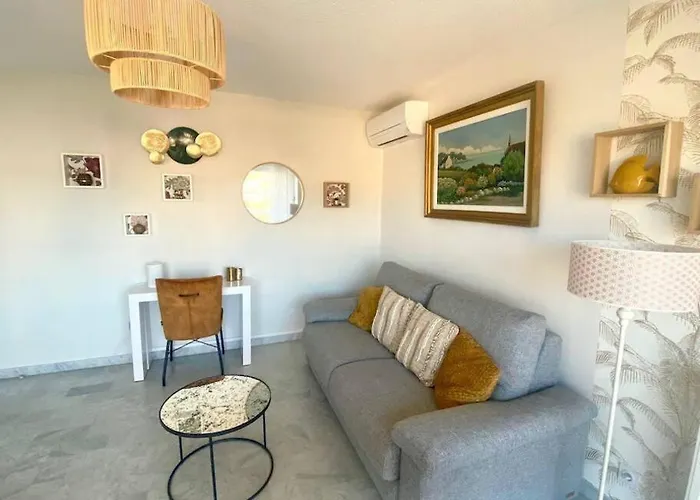 T2 - Le Vadon, Bord De Apartament *