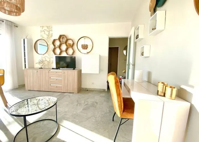 Apartament T2 - Le Vadon, Bord De Saint-Raphaël