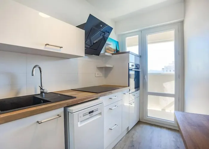 T2 - Le Vadon, Bord De アパート Saint-Raphaël